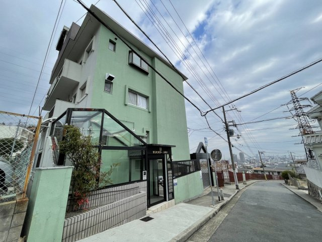 サンビルダー美野丘の外観