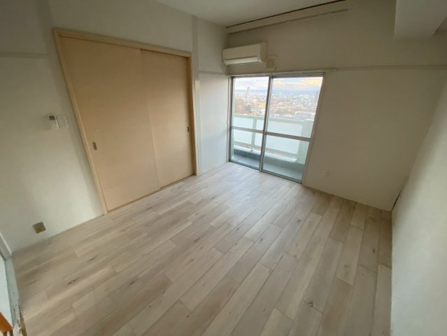 サンビルダー美野丘の居間・リビング