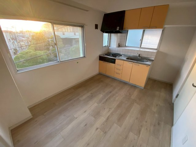 サンビルダー美野丘の内装