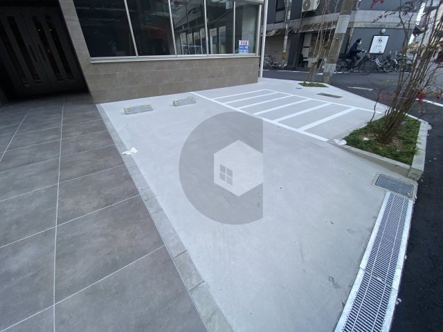 FELIZ GALAXYの駐車場