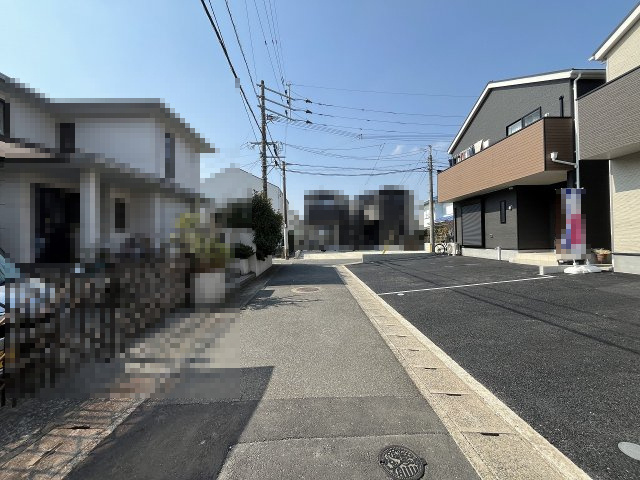 【その他】 | 福岡市早良区飯倉8丁目第17　2号棟（全2棟）【仲介手数料無料・0円】 | 現地写真。前面道路です。