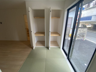 【和室】 | 読谷村楚辺　第3（全2棟）ラスト2号棟 | 2号棟　畳コーナー3帖＋収納付き♪