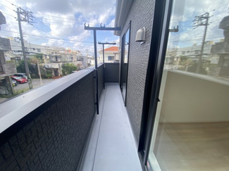 【バルコニー】 | 読谷村楚辺　第3（全2棟）ラスト2号棟 | 2号棟　2部屋続のバルコニー♪