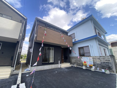 【外観】 | 読谷村楚辺　第3（全2棟）ラスト2号棟 | 2号棟　並列駐車2台完備♪EV車充電設備♪