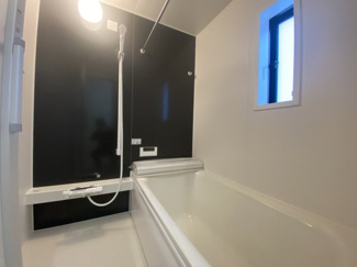 【浴室】 | 読谷村楚辺　第3（全2棟）ラスト2号棟 | 2号棟　浴室換気乾燥機付き♪