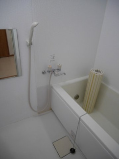 【浴室】 | ハイツサングリーン | ※他のお部屋の写真を使用しております。実際の間取り・内装は異なりますので、あらかじめご了承ください。