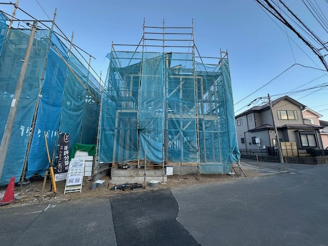 茅ヶ崎市松尾　　新築戸建　　全6区画の外観|2月2日撮影　建築中　現地外観