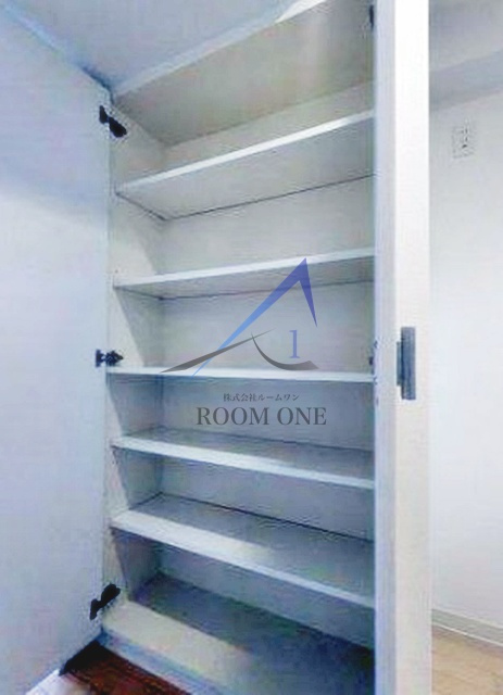 ガーデン板橋氷川町の内装