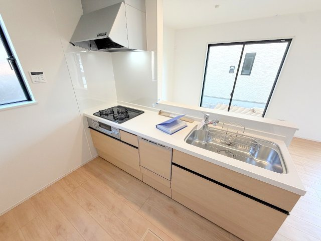 昭島市福島町全３棟　新築分譲のキッチン