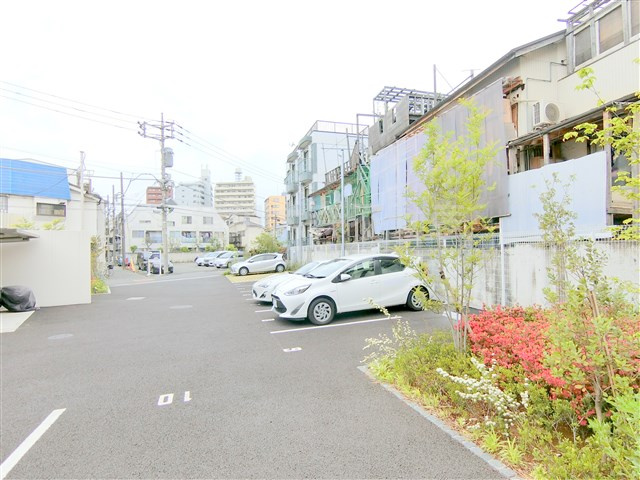 グーフォクォーレの駐車場