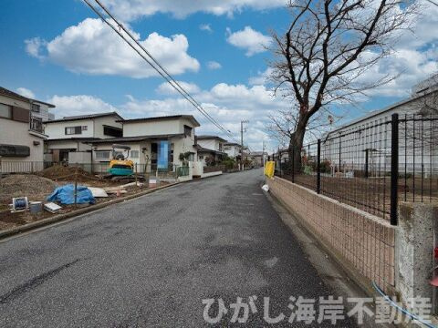 茅ヶ崎市萩園　売地　全２区画の前面道路含む現地写真|12月20日撮影　造成工事中　現地外観