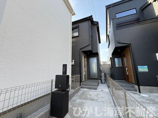 茅ヶ崎市今宿　新築戸建　全4棟　の前面道路含む現地写真|現地外観