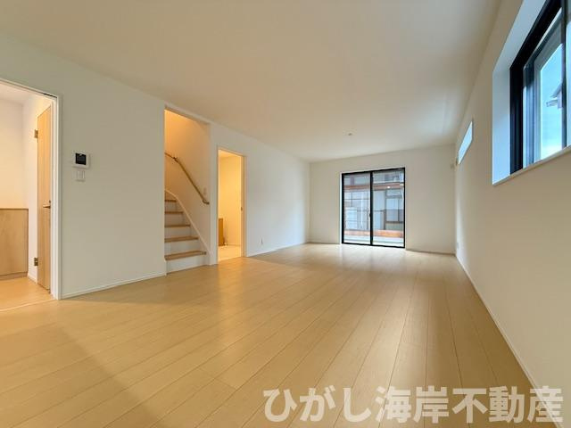 茅ヶ崎市今宿　新築戸建　全4棟　の居間・リビング|20.4帖　LDK