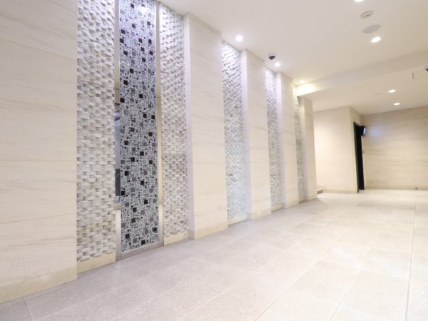 【エントランス】