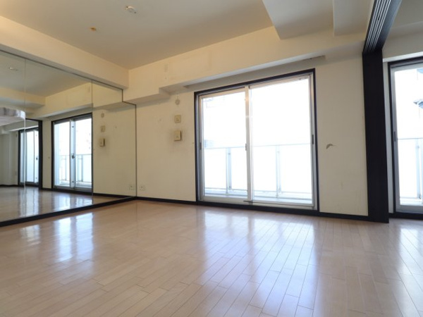 【居間・リビング】