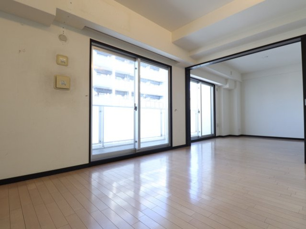 【居間・リビング】