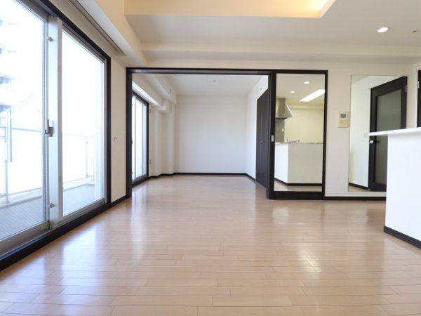 【居間・リビング】