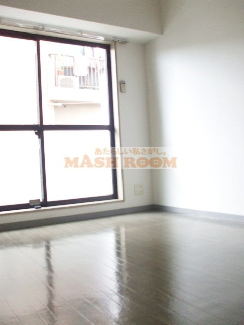 メゾン・ド・ヴィレ荻窪の居間・リビング|他部屋の写真です。