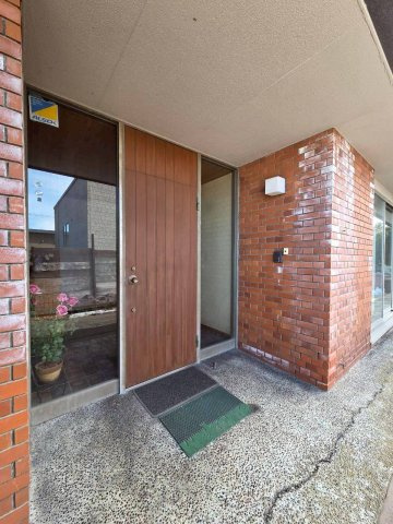 【上遠野徹氏設計】住吉2丁目中古住宅の庭