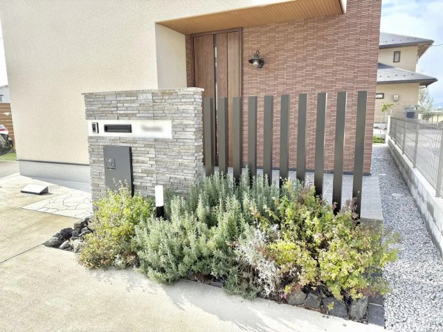 野洲市三上　中古戸建の外観