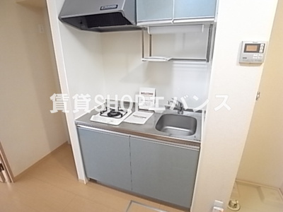  | オーキッド | キッチンです