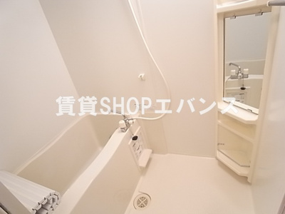 【浴室】 | オーキッド | コンパクトで使いやすいお風呂です