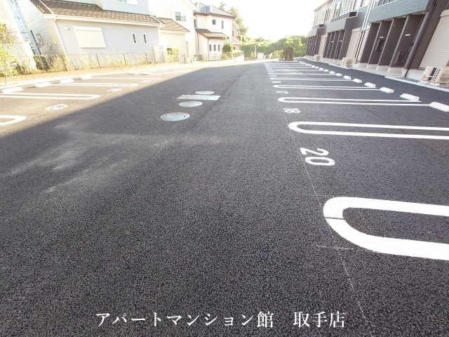 Chord arpeggioの駐車場