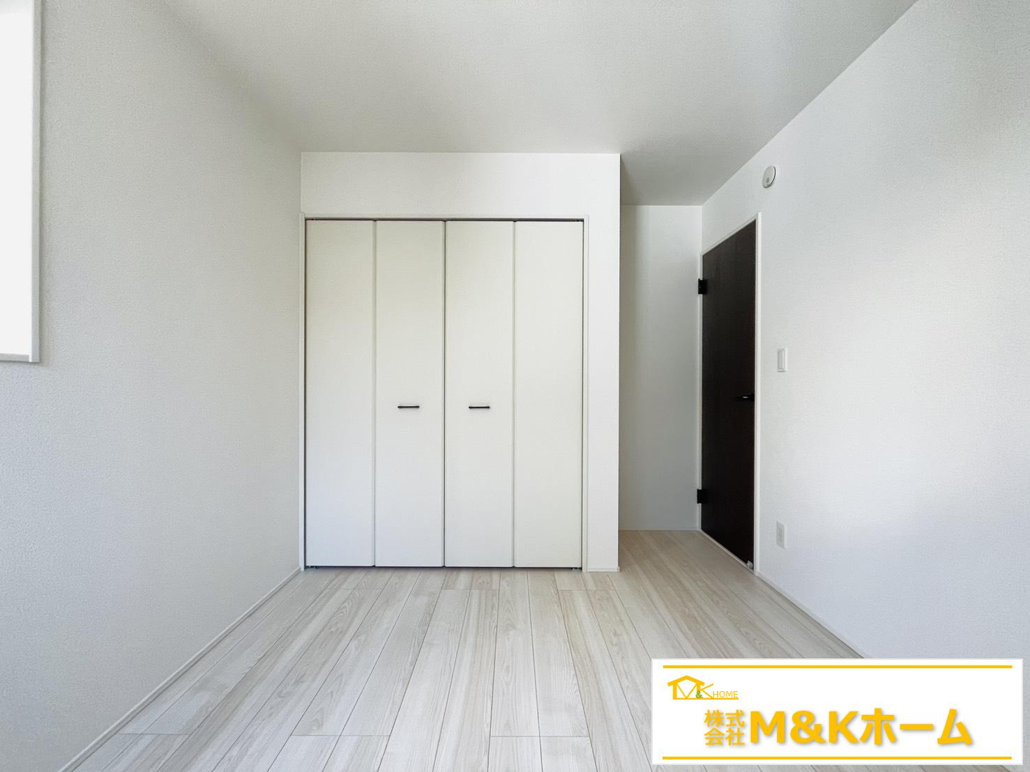 知多市南巽が丘1丁目　全1棟　1号棟の設備|同時にたくさんの調理が可能！便利な三口コンロ♪