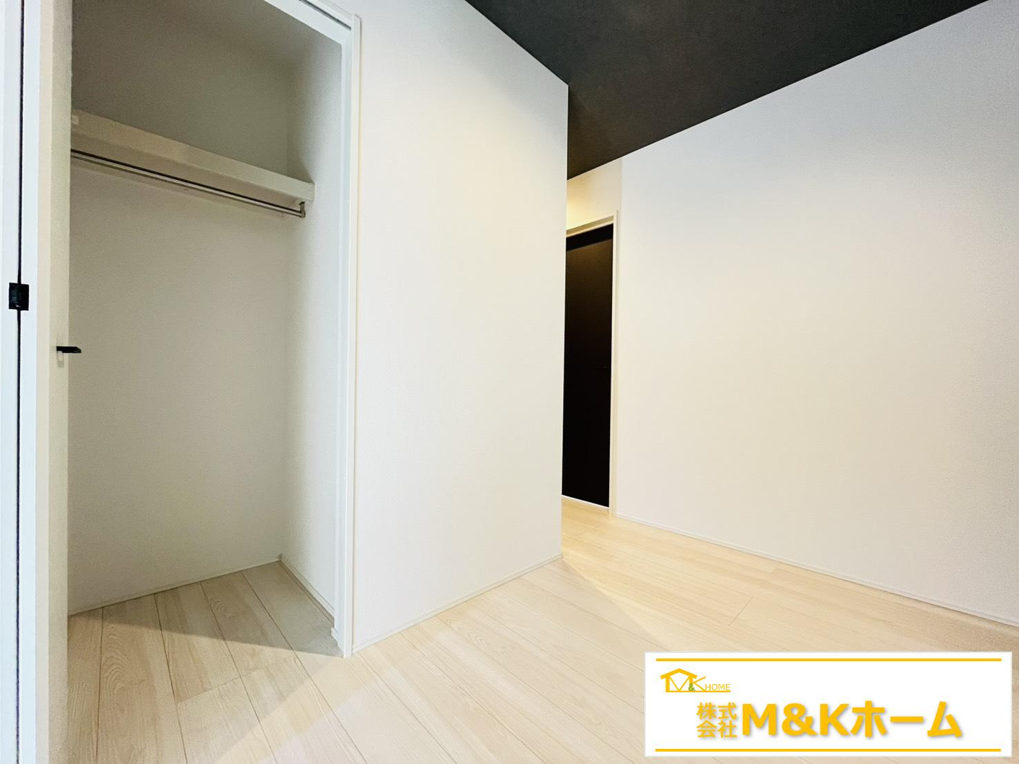 知多市南巽が丘1丁目　全1棟　1号棟の設備|梅雨時期など、雨が続く季節でも洗濯物を早く乾かすことができる浴室乾燥機付き♪