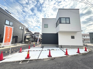 【外観】 | 廿日市市阿品２丁目（JR阿品駅）1棟 | 角地邸宅！車は並列2台大丈夫です♪