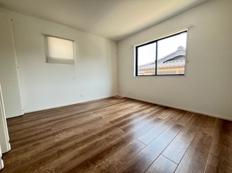 【洋室】 | 廿日市市対厳山3（宮島口駅）全3区画　B棟【63坪】【P3台】 | 2階　洋室×3　収納付きでお部屋がスッキリ広く使えます。