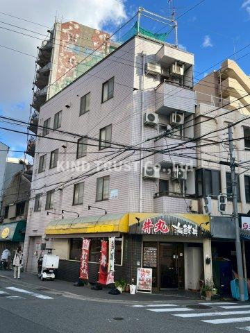 イソムラビルの外観