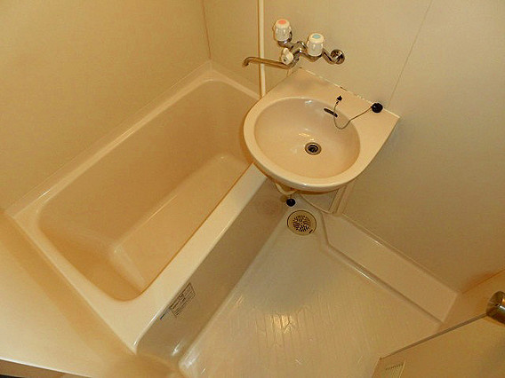 エスリード新神戸の浴室