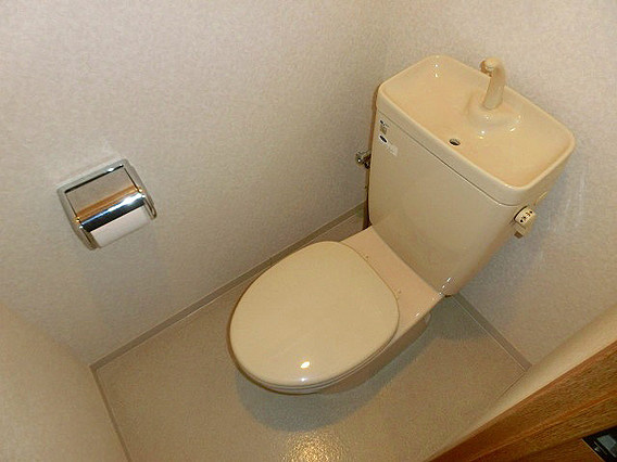 エスリード新神戸のトイレ