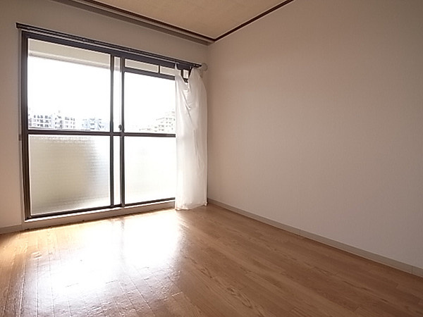 ハイツときわの居間・リビング