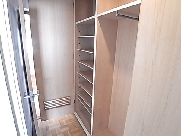 ハイツときわの玄関