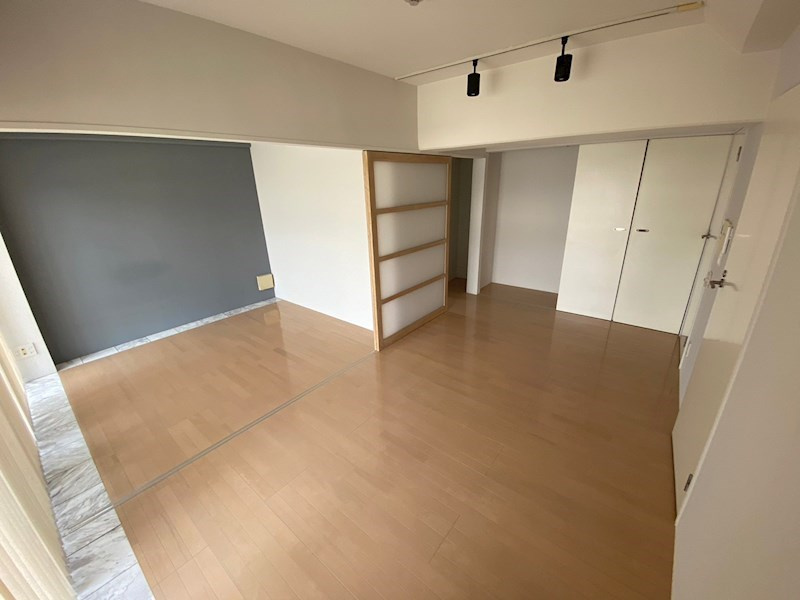 レグルス甲南山手の居間・リビング