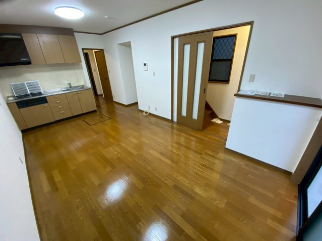 森南町3丁目貸家の居間・リビング