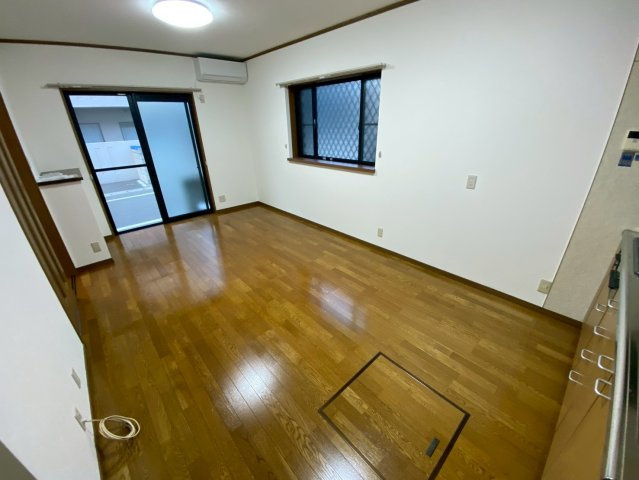 森南町3丁目貸家の居間・リビング