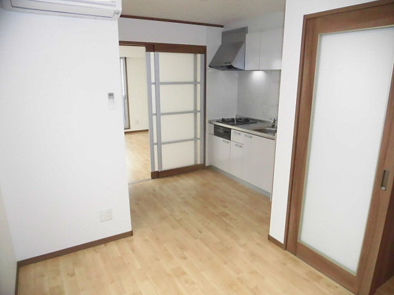 pista 中山手のキッチン