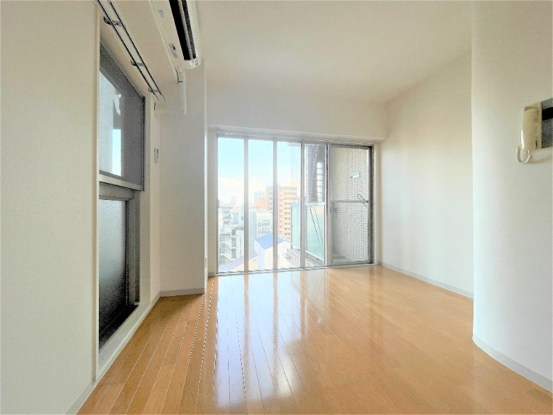 NESTYFLATの居間・リビング