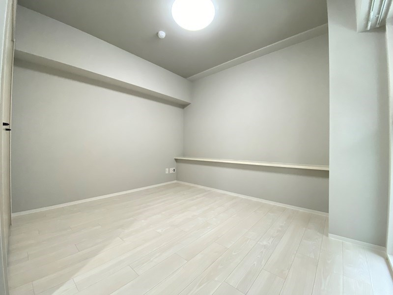 レジデンス三宮ラインの洋室