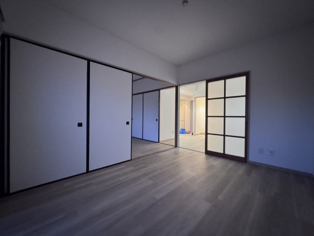 サンライズマンションの居間・リビング|他社様掲載物件もまとめてご紹介、ご案内可能です(^^)/