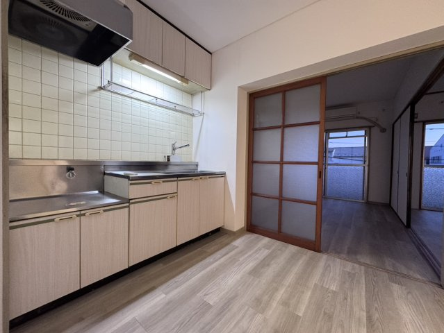 サンライズマンションのキッチン|他社様掲載物件もまとめてご紹介、ご案内可能です(^^)/