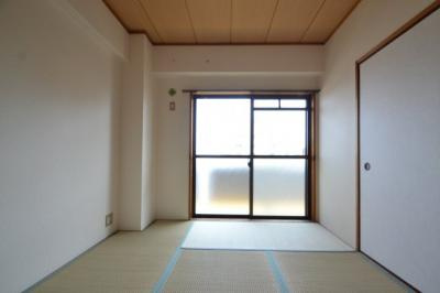 ファミリーハイツ徳井の和室