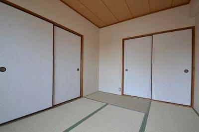 ファミリーハイツ徳井の和室