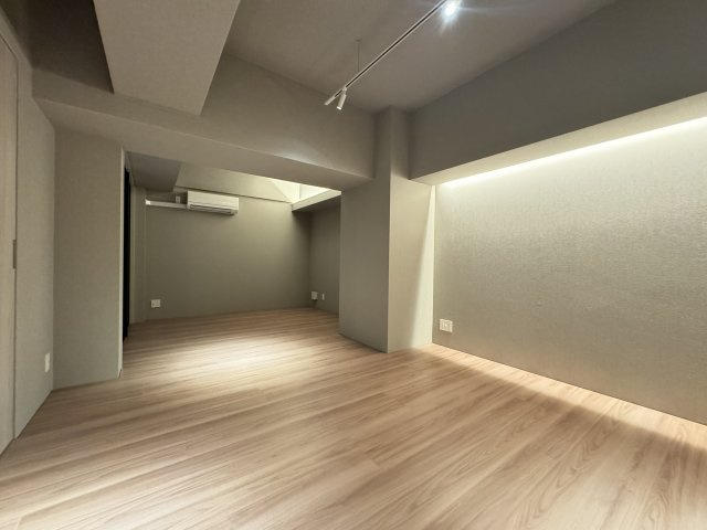 Zonna神戸磯上通（ゾナ神戸磯上通）の居間・リビング