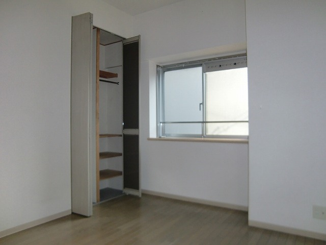 ワコーレハーバーCITY元町の居間・リビング