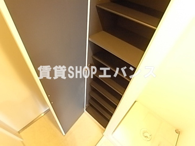  | リブリ・アルハンブラ