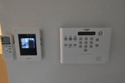 【セキュリティ】 | ルミエールエスト